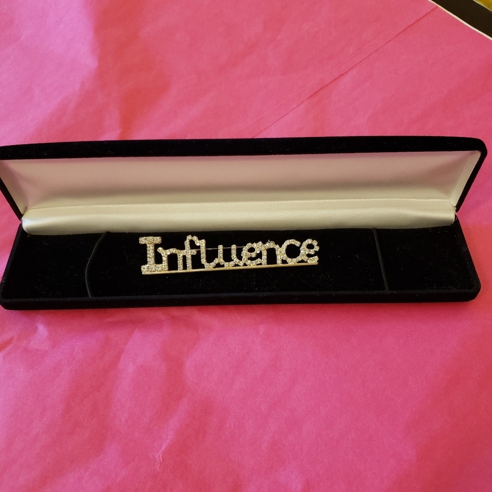 "Influence" Rhinestone Pin - Picture 4 of 7